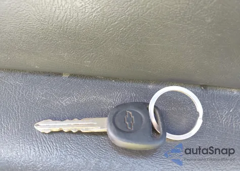 2004 Chevrolet Silverado 2500Hd Lt from USA, damaged, VIN 1GCHK29284E314422